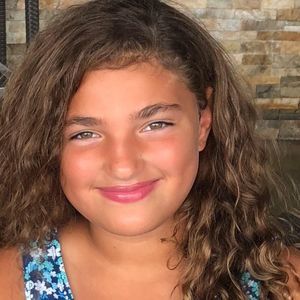 Meet your Posher, Leigh